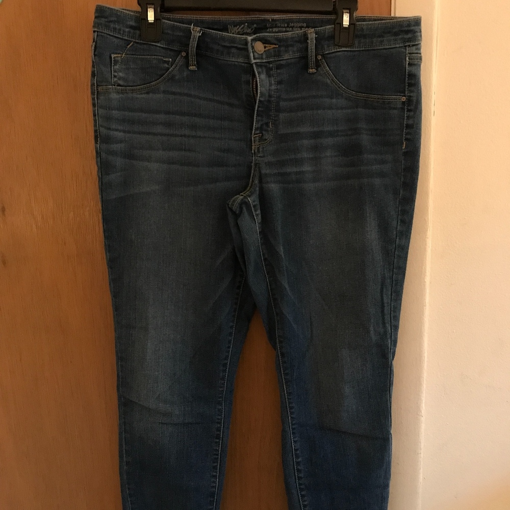 Mossimo Blue Mid-Rise Jeggings